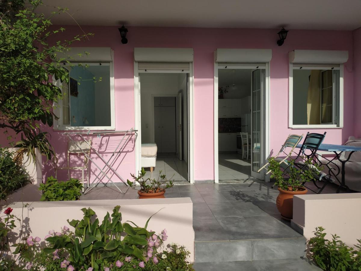 Livadi Apartments プラキアス エクステリア 写真