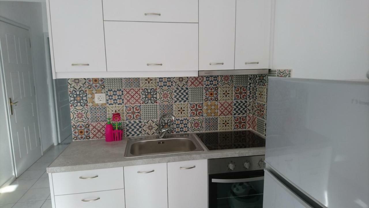 Livadi Apartments プラキアス エクステリア 写真